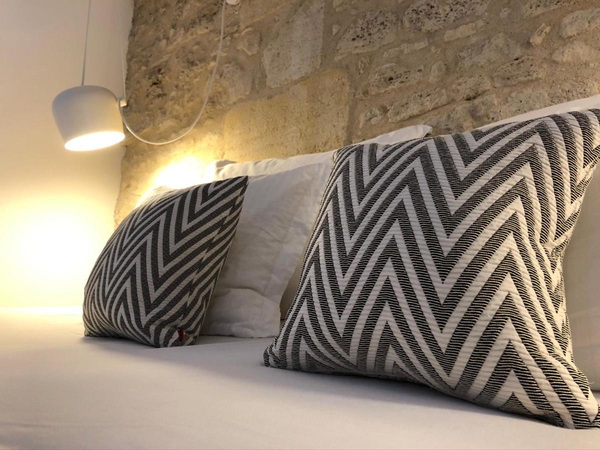 Chez Henri Bed & Breakfast Belvès-de-Castillon Eksteriør bilde