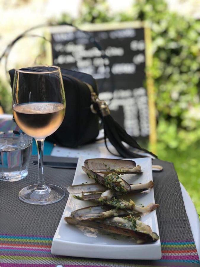 Chez Henri Bed & Breakfast Belvès-de-Castillon Eksteriør bilde