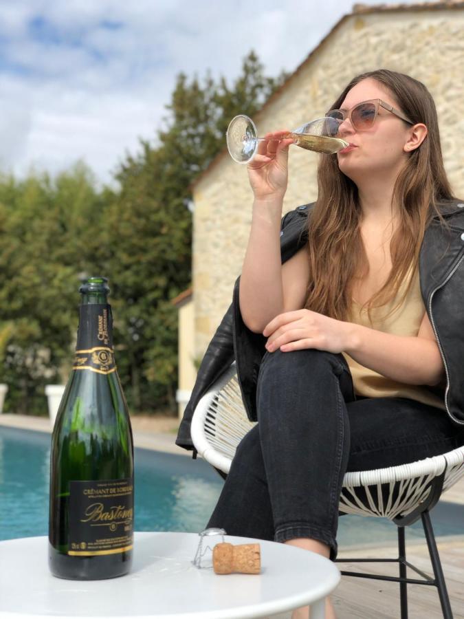 Chez Henri Bed & Breakfast Belvès-de-Castillon Eksteriør bilde
