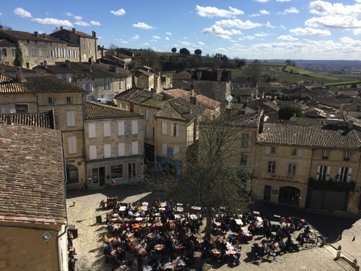 Chez Henri Bed & Breakfast Belvès-de-Castillon Eksteriør bilde