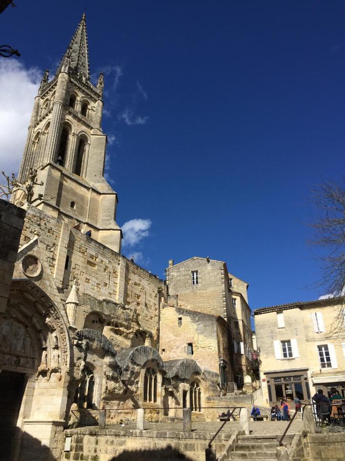 Chez Henri Bed & Breakfast Belvès-de-Castillon Eksteriør bilde